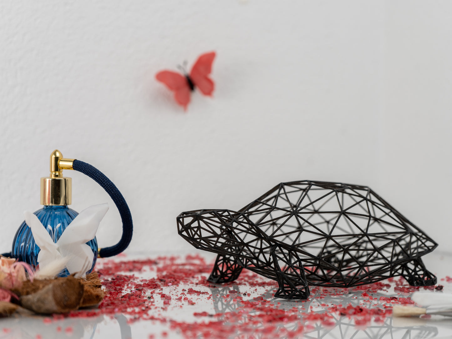3D-Schildkrötenskulptur im Drahtgitterdesign